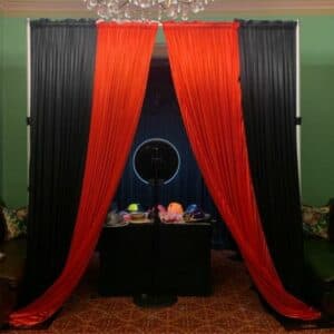 Enclosed Photo Booth - Image 4